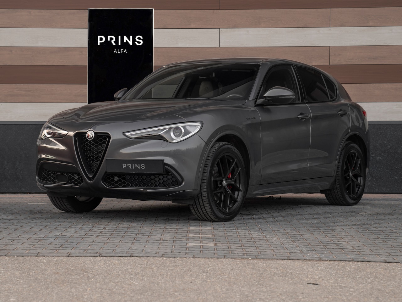 Alfa Romeo Stelvio - 2.0T 280pk AWD Veloce | MY21 | Harman/Kardon | Lederen dash. | Carplay | Adapt. cruise | C - AutoWereld.nl
