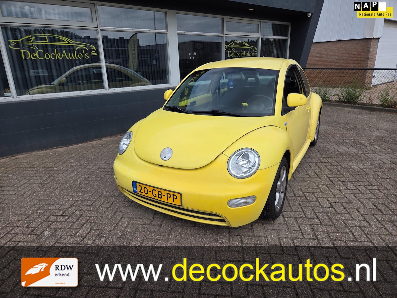 Volkswagen New Beetle - 2.0 Highline 2.0 Highline - AutoWereld.nl