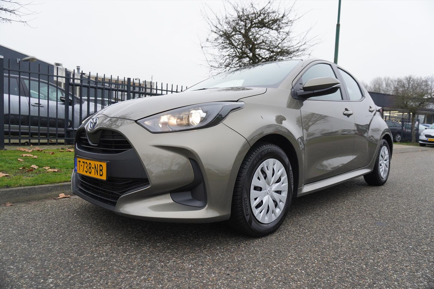 Toyota Yaris - 1.5 Hybrid 116pk CVT Active AUTOMAAT Apple Carplay Multi Media - AutoWereld.nl