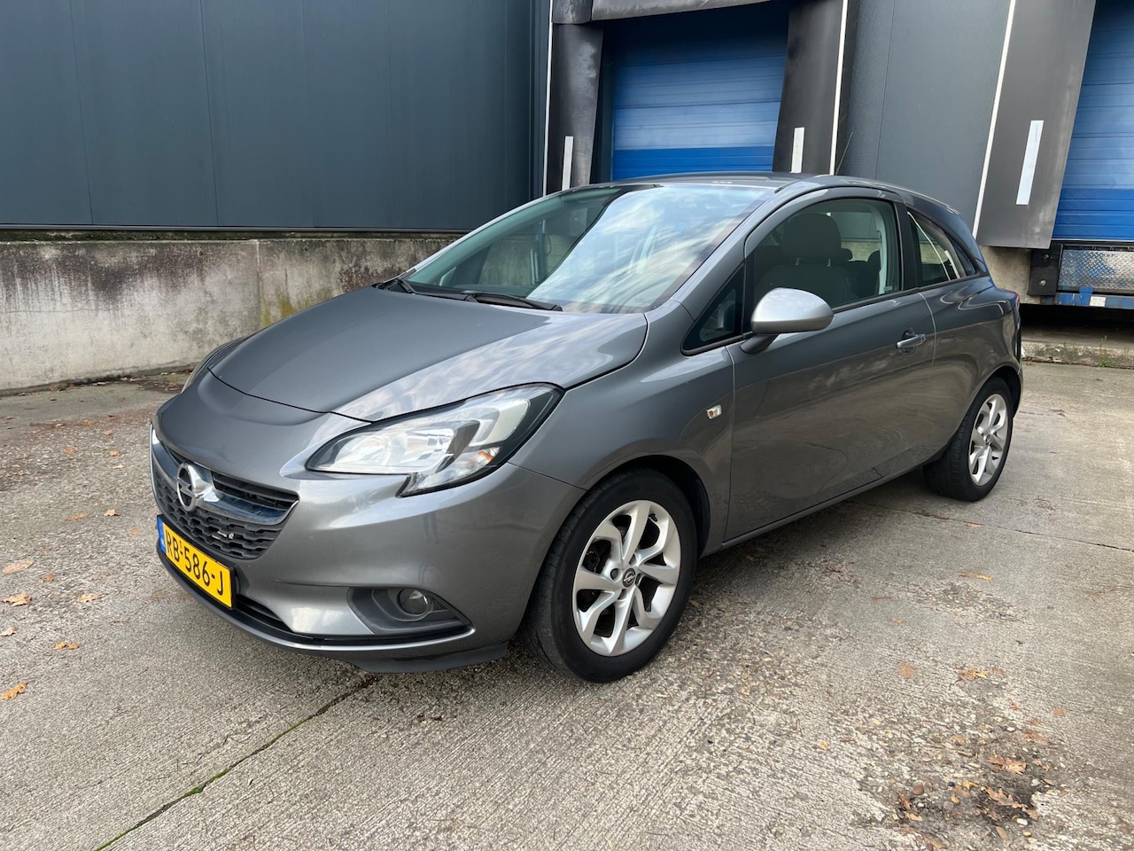 Opel Corsa - 1.4 Online Edition 1.4 Online Edition - AutoWereld.nl