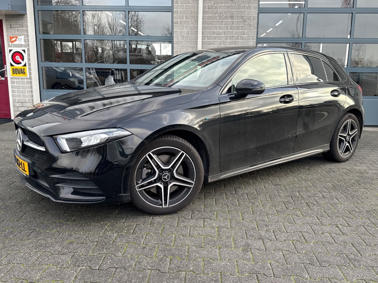 Mercedes-Benz A-klasse - 250 e Business Solution AMG Limited 250 e Business Solution AMG Limited - AutoWereld.nl