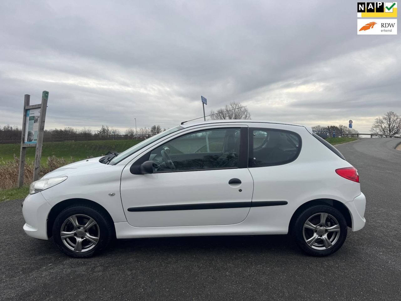 Peugeot 206 - 1.1 XR 1.1 XR - AutoWereld.nl