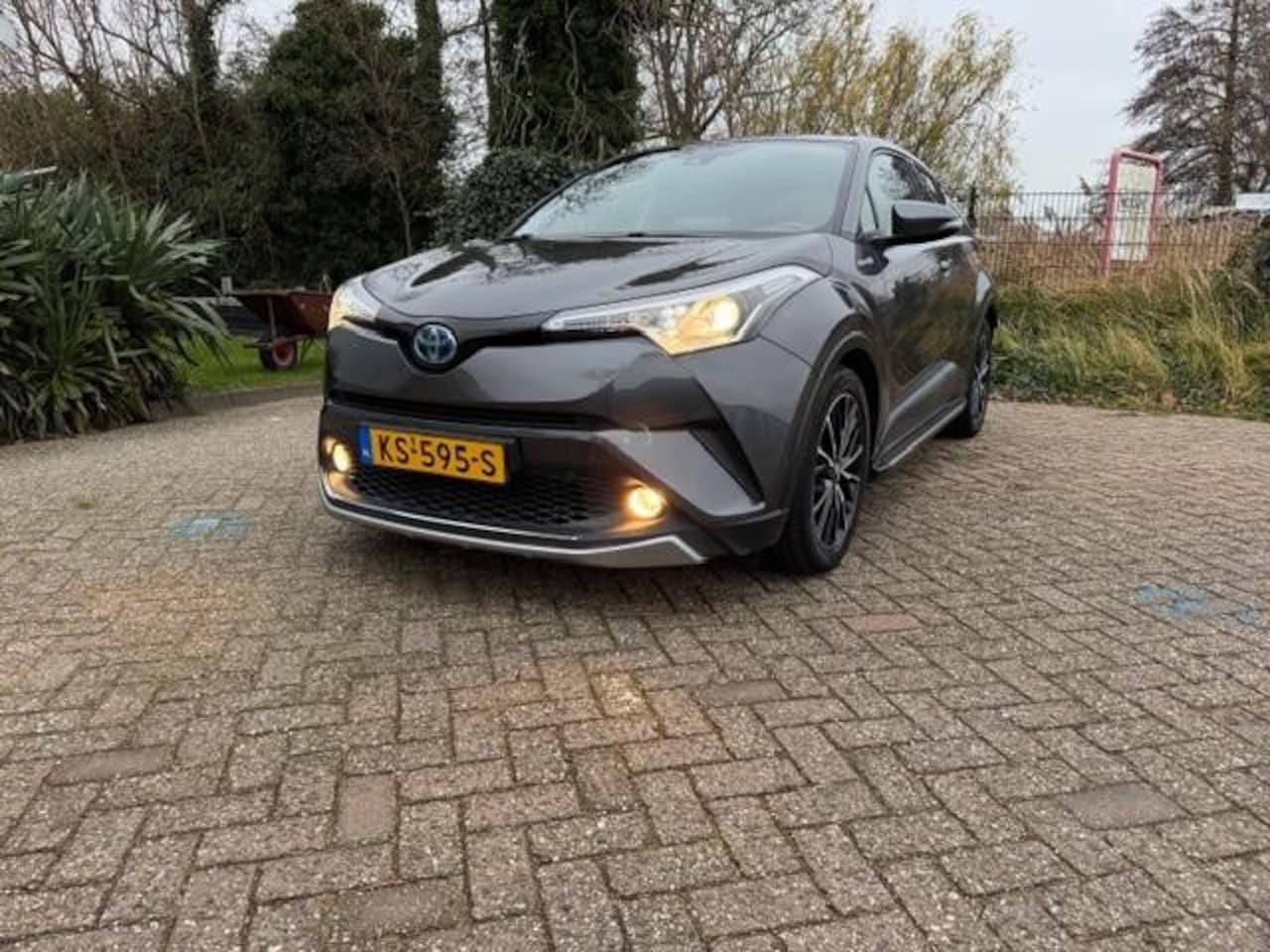 Toyota C-HR - 1.8 Hybrid Executive 1.8 Hybrid Executive - AutoWereld.nl