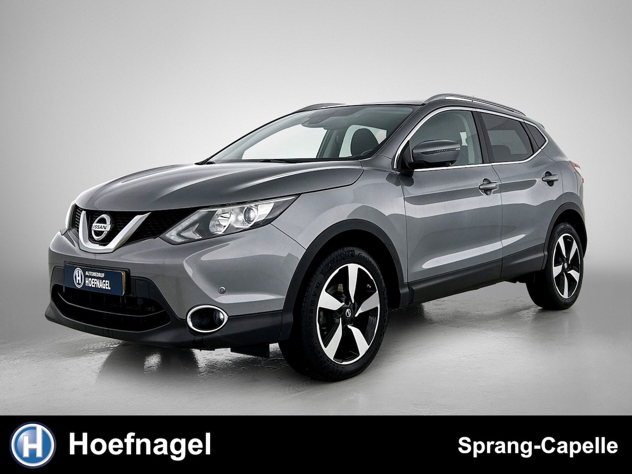 Nissan Qashqai - 1.2 N-Vision | Trekhaak | Panoramadak | Camera | Cruise Control | - AutoWereld.nl