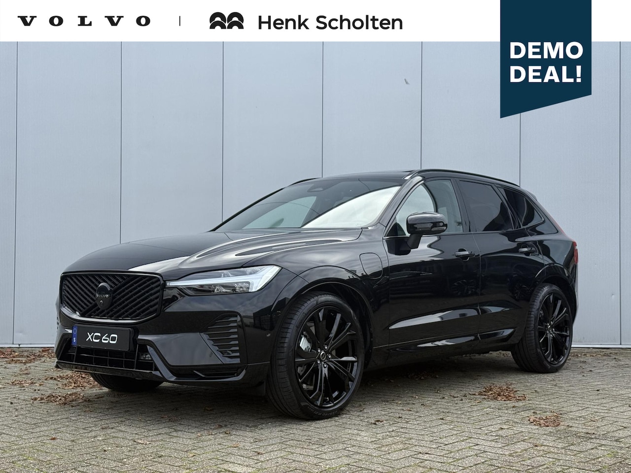 Volvo XC60 - 2.0 T6 Plug-in hybrid AWD Plus Black Edition Sportstoelen | Harman Kardon audio | Elektris - AutoWereld.nl