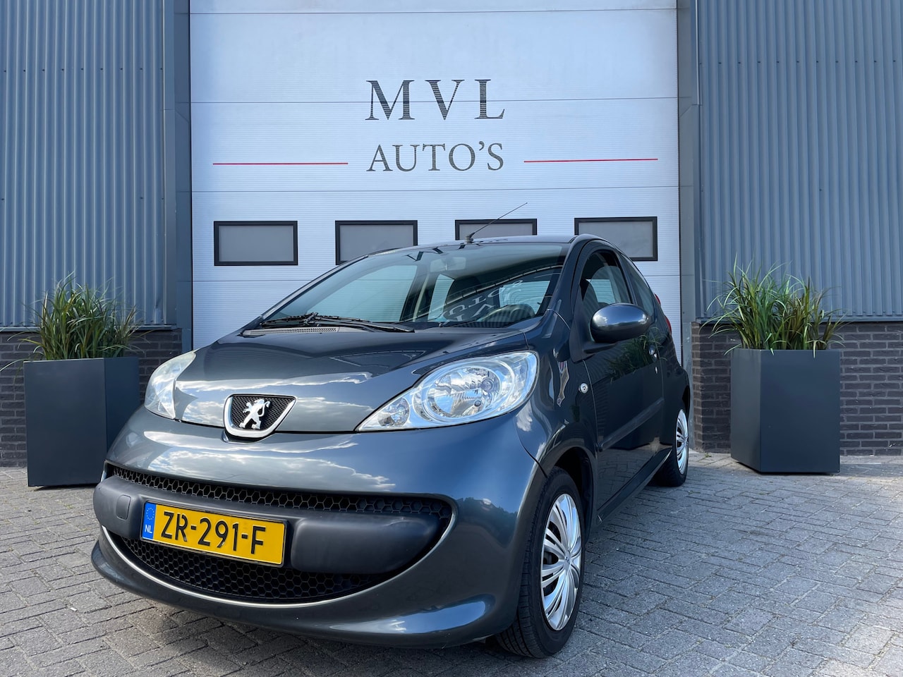 Peugeot 107 - 1.0-12V XR / airco - AutoWereld.nl