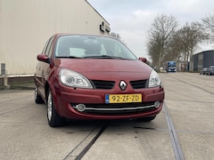 Renault Scénic - 2.0-16V Tech Line Automaat Xeon/Navi/PDC NAP
