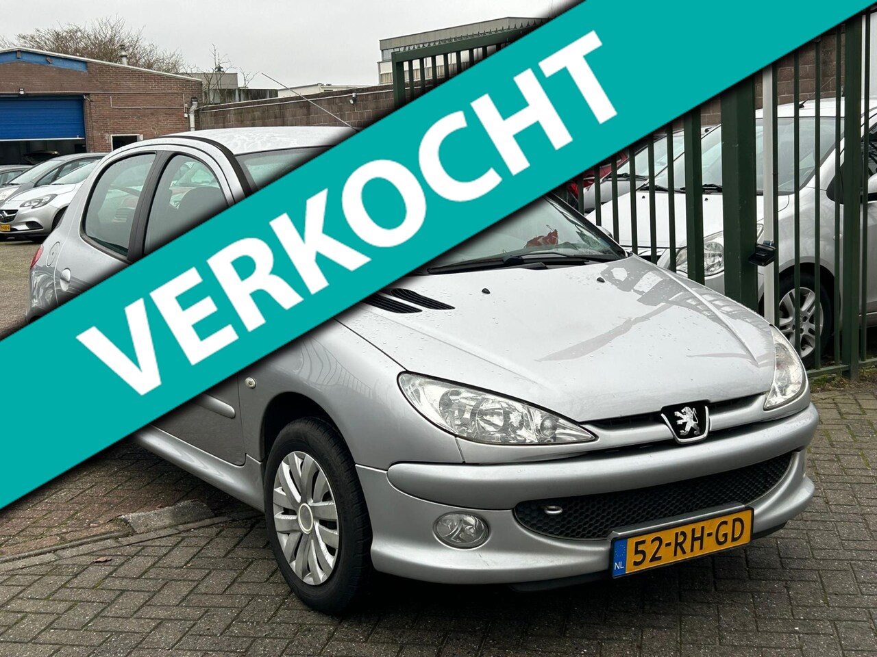 Peugeot 206 - 1.4 Air-line 2 Nw apk airco elektrische ramen cv op afs - AutoWereld.nl