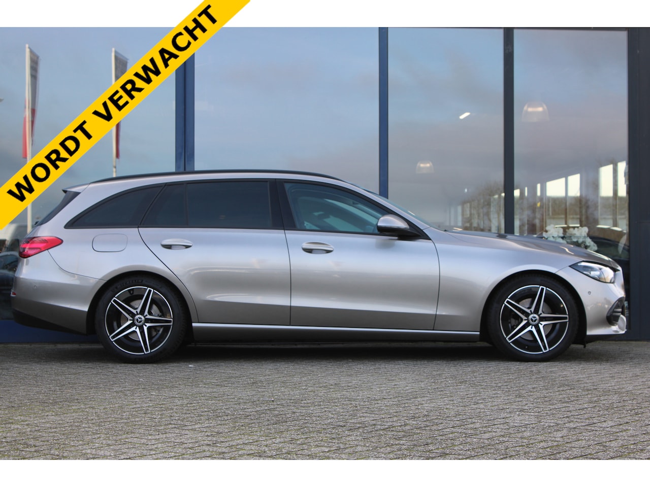 Mercedes-Benz C-klasse Estate - 180 AUT9 Business Line Luxury NAVI CAMERA 18'' NL AUTO - AutoWereld.nl