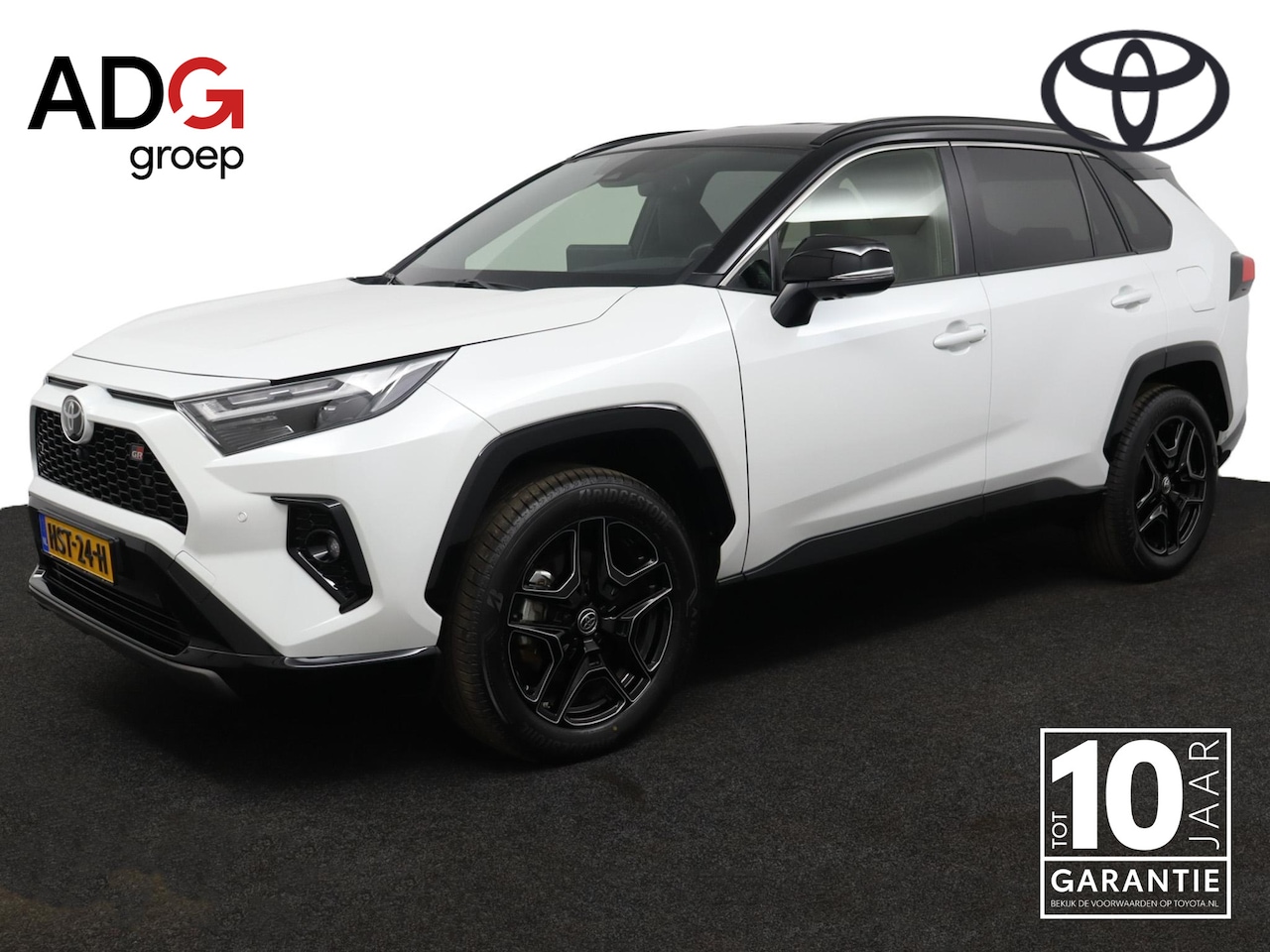 Toyota RAV4 - 2.5 Hybrid AWD GR SPORT | Appel Carplay/Android Auto | 360Camera | Trekhaak | Stoel/Stuurv - AutoWereld.nl