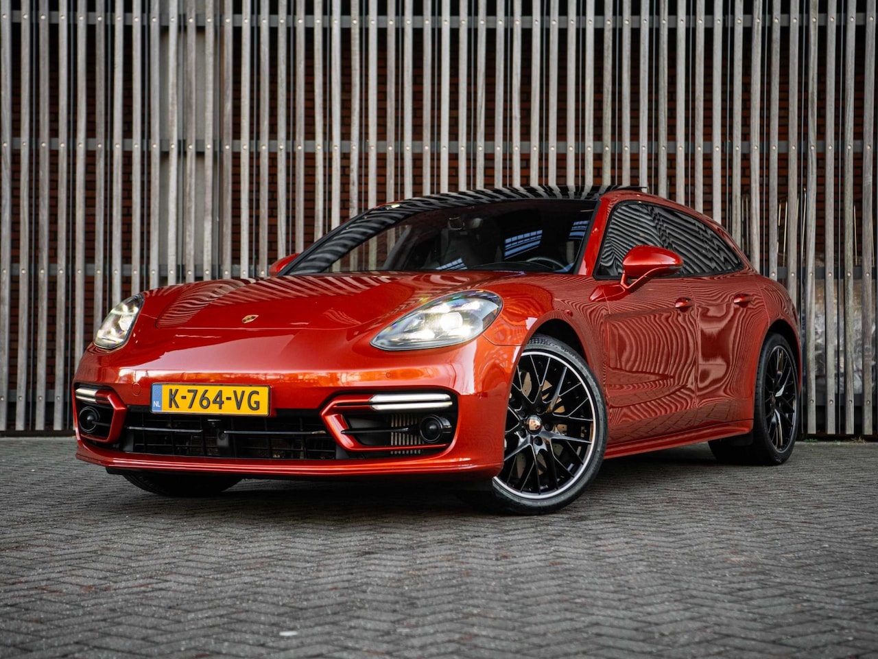 Porsche Panamera Sport Turismo - 4.0 V8 Turbo S E-Hybrid 700pk |BTW|NL-AUTO|1e EIG.|Panorama|Keramisch|VOL OPTIES|Papaya Or - AutoWereld.nl