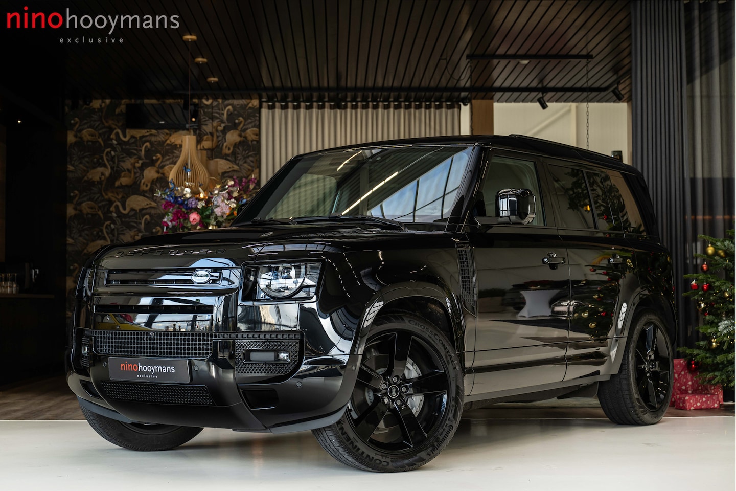 Land Rover Defender 110 - 2.0 P400e 110 X-Dynamic HSE | 5 jaar garantie | 22 inch | Clearsign spiegel | Meridian | - AutoWereld.nl