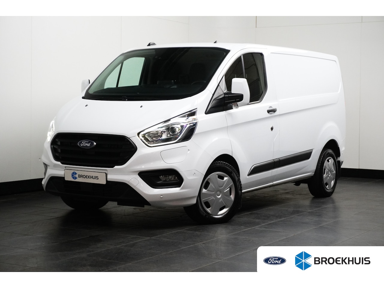 Ford Transit Custom - bestelwagen 340 PHEV HYBRIDE | WINTERPACK | CAMERA | DEALER OH! | APPLE CARPLAY & ANDROID - AutoWereld.nl
