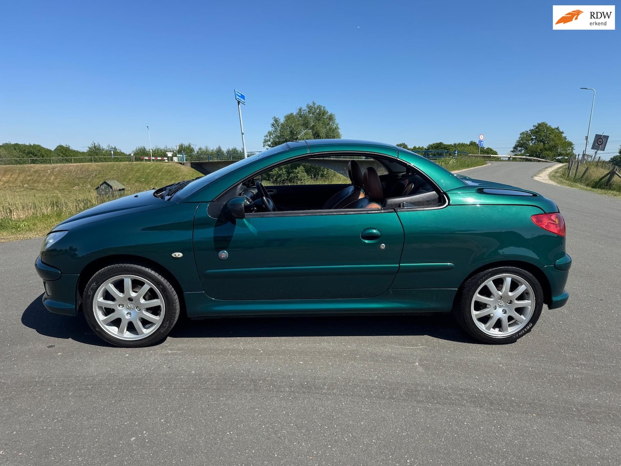Peugeot 206 CC - 1.6-16V 1.6-16V - AutoWereld.nl