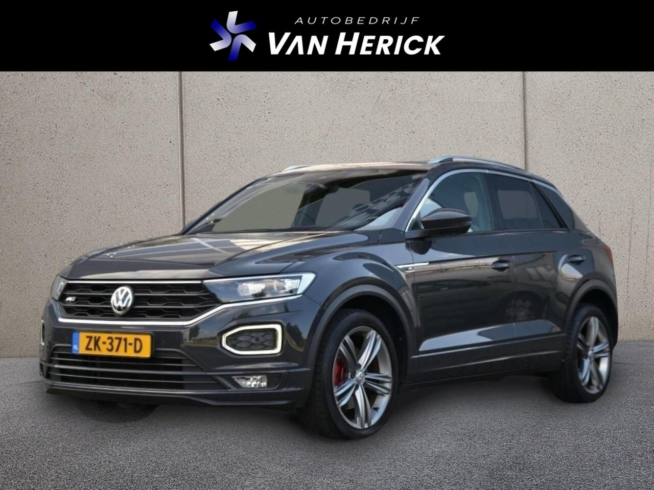 Volkswagen T-Roc - 1.5 TSI Sport Business R 150PK | Navi | Winterpakket | ACC - AutoWereld.nl