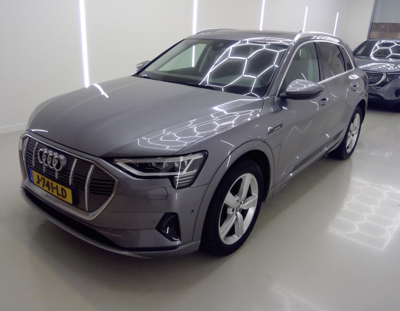 Audi e-tron - e-tron 50 quattro Launch edition plus E-tron 50 quattro Launch edition plus 71 kWh (WORDT VERWACHT) - AutoWereld.nl