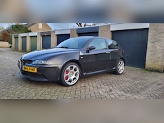 Alfa Romeo 147 - 3.2 V6 GTA