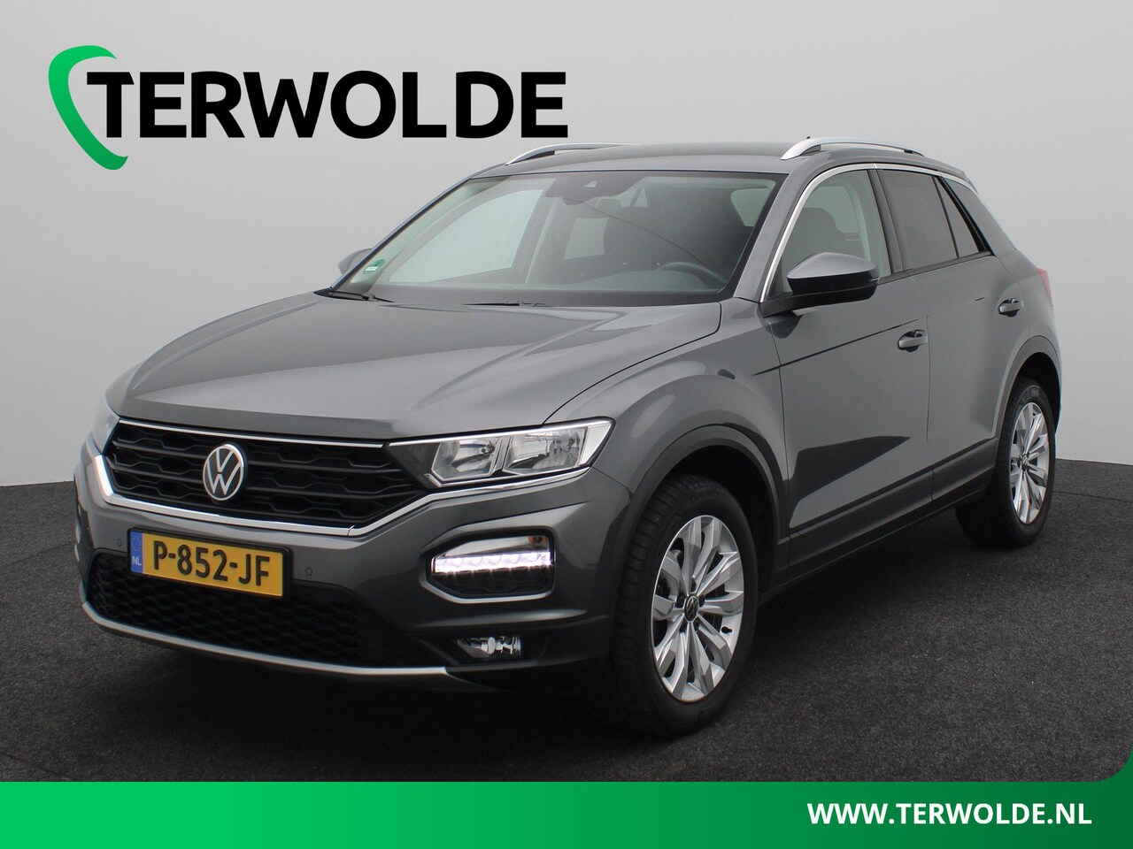 Volkswagen T-Roc - 1.5 TSI Style Business | AUTOMAAT | Adapt. Cruise | Trekhaak | Parkeercamera | - AutoWereld.nl