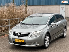 Toyota Avensis Wagon - 1.8 VVTi BusinessAutomaatNaviDealer onderhouden CameraCruise