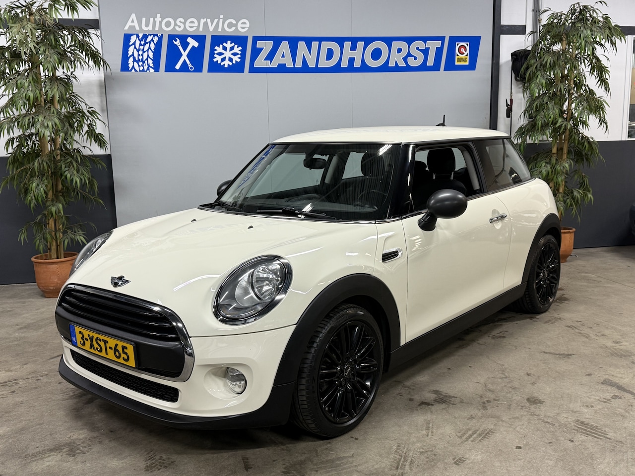 MINI One - Mini 1.2 Salt // Airco // Navi // LM velgen - AutoWereld.nl