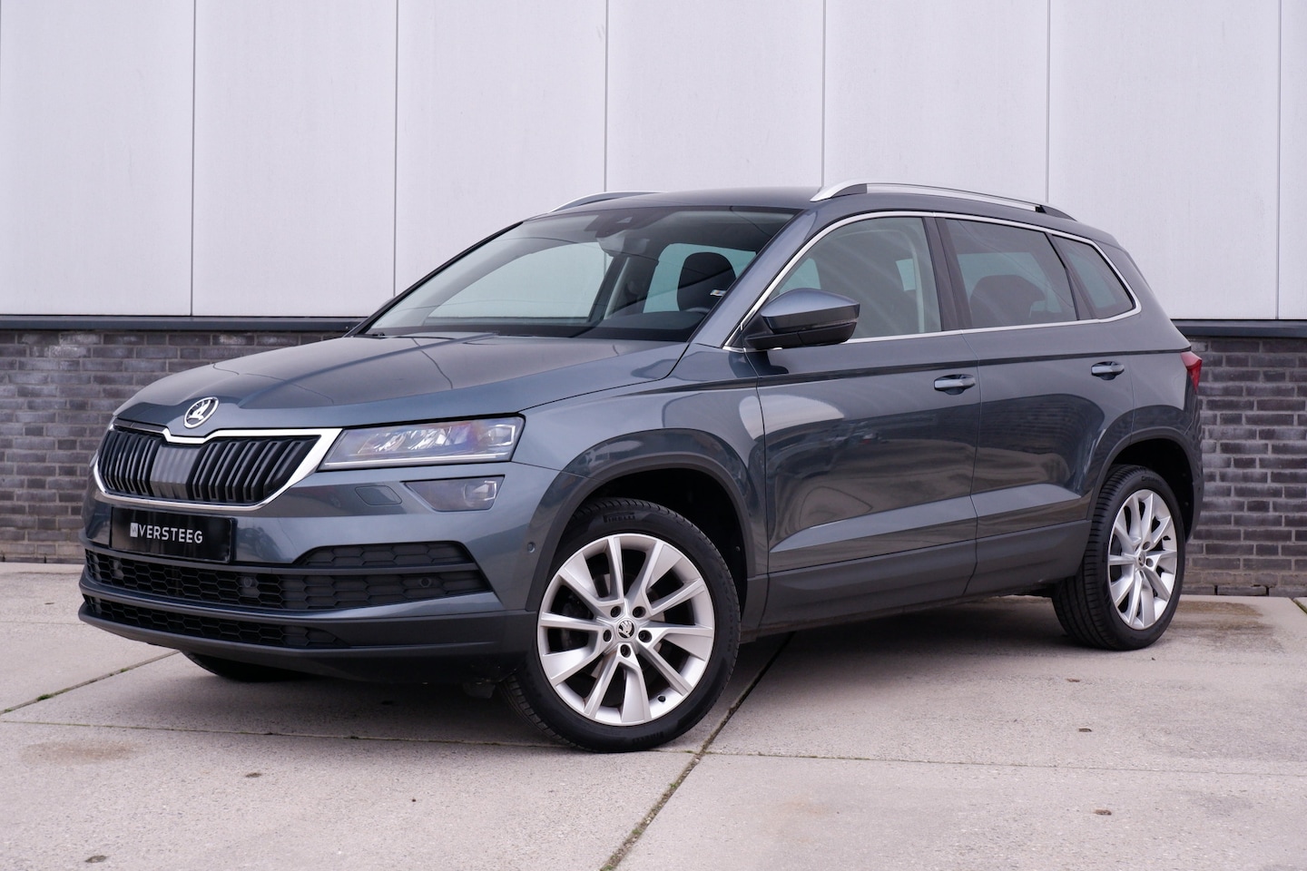 Skoda Karoq - 1.5 TSI ACT Style | LED | Elek. Trekhaak | Navi | Carplay | Camera | Virtual Cockpit - AutoWereld.nl