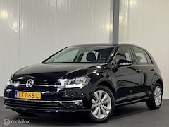 Volkswagen Golf - 1.0 TSI Comfortline [ Carplay adapt.cruise groot navi ]