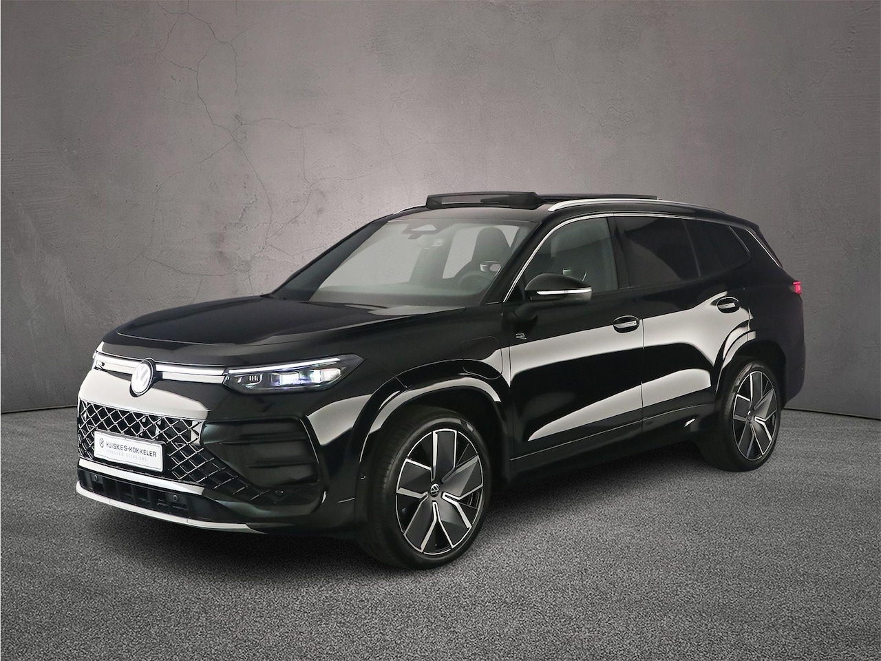 Volkswagen Tayron - R-Line Edition 1.5 TSI eHybrid 272pk DSG Automaat Trekhaak, Panoramadak, Achteruitrijcamer - AutoWereld.nl