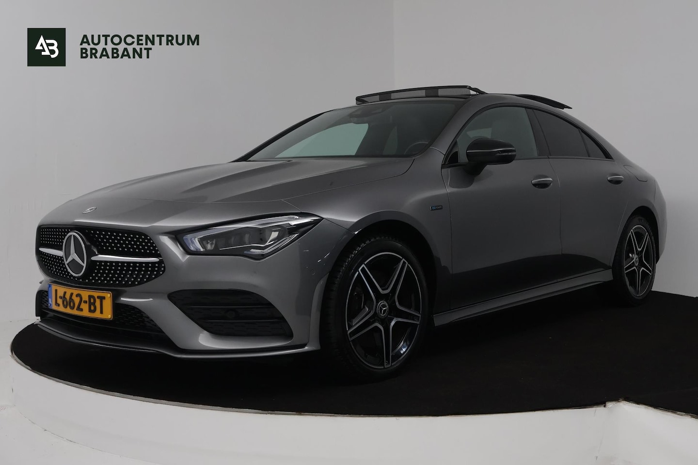 Mercedes-Benz CLA-Klasse - 250 e Business Solution AMG Limited (PANORAMADAK, SFEERVERLICHTING, STOELVERWARMING, ELEKT - AutoWereld.nl