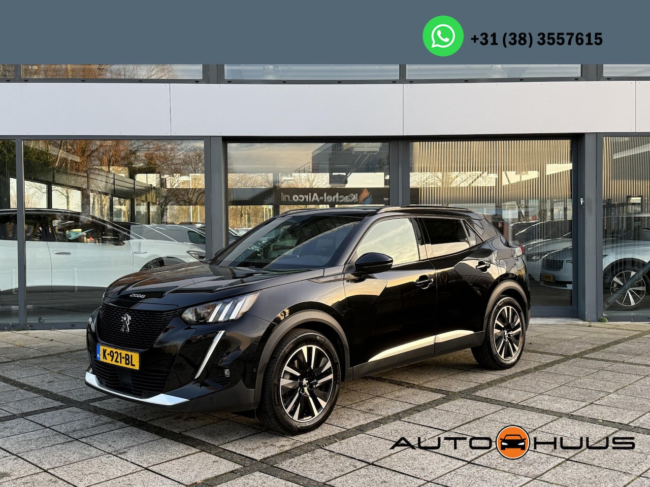 Peugeot e-2008 - EV GT 50 kWh | Panorama | Trekhaak | Navi | Camera | - AutoWereld.nl