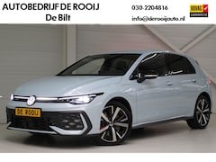 Volkswagen Golf - 1.5 eHybrid 272PK GTE Navigatie | Trekhaak | Camera | HUD | Adaptief onderstel | 18" Velge