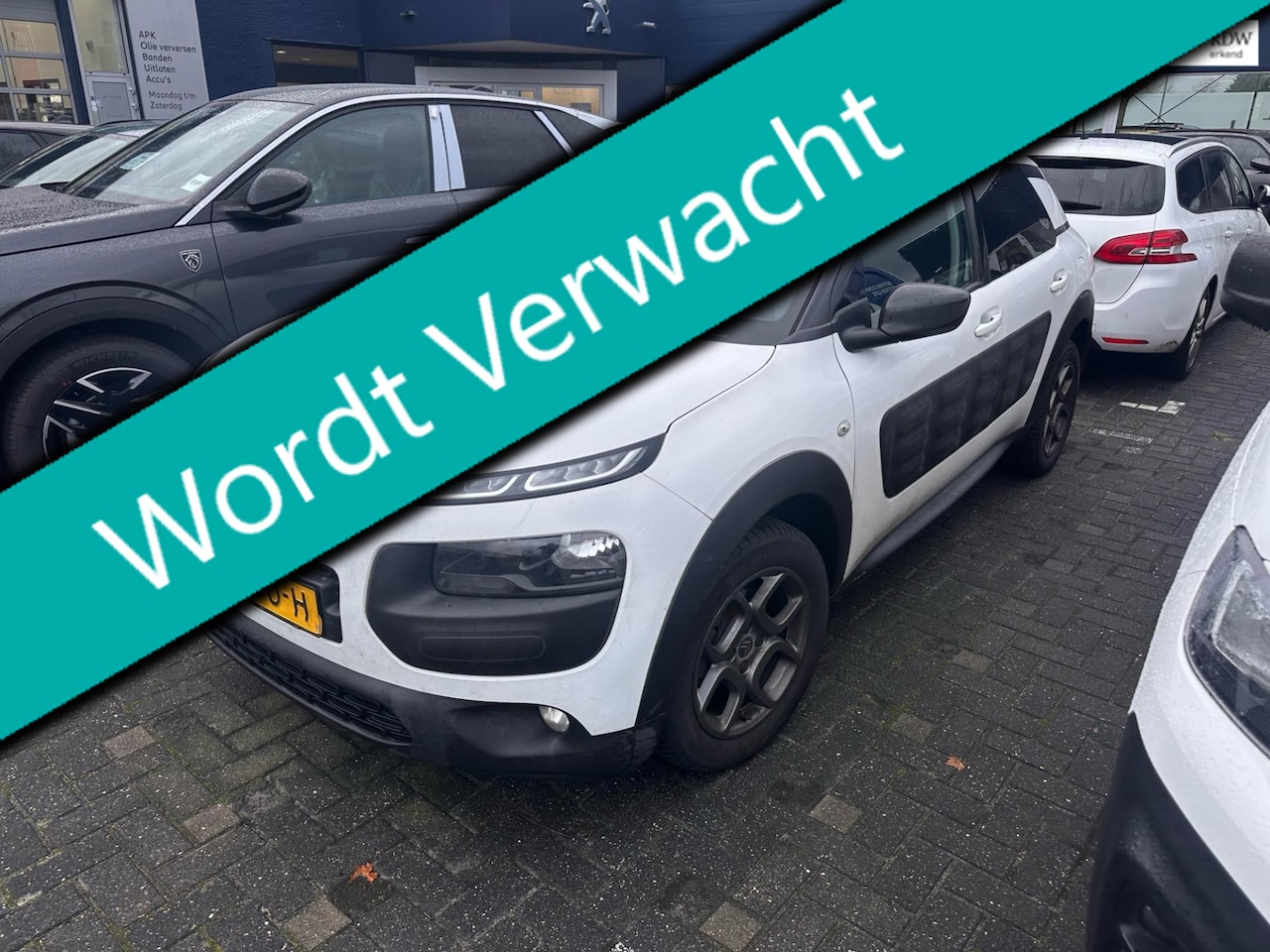 Citroën C4 Cactus - 1.2i 1e eigenaar Clima Cruise Navi PDC Hoge instap - AutoWereld.nl