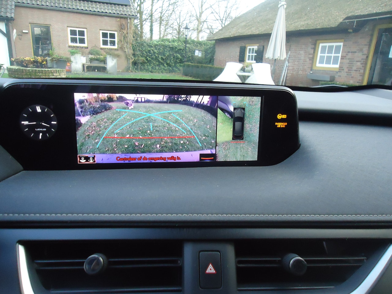 Lexus UX - 300e Executive Mark Levinson Full option