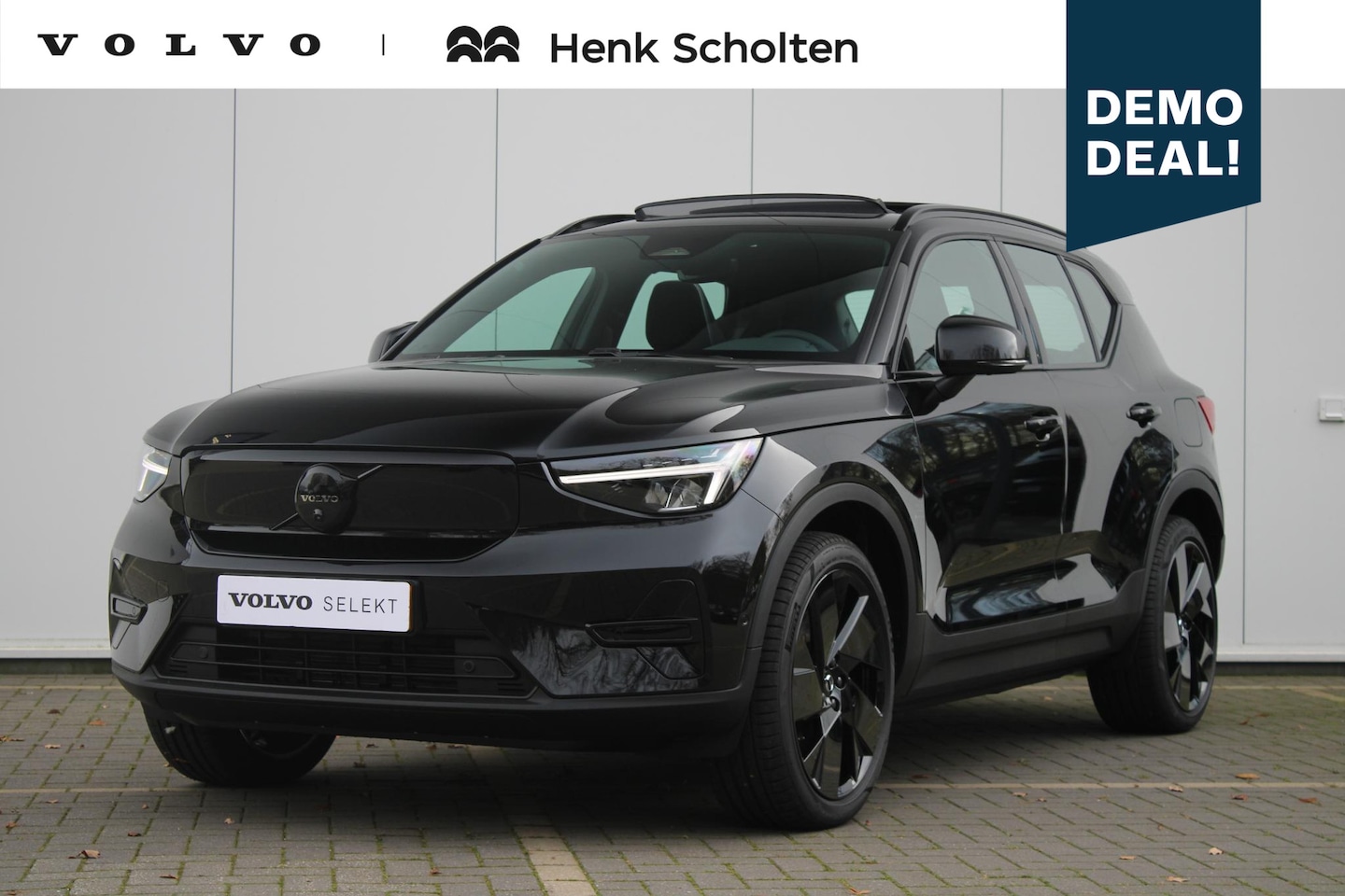 Volvo EX40 - Twin Motor Black Edition Ultra 82 kWh | Adaptive Cruise & Pilot Assist | Panoramisch Schui - AutoWereld.nl