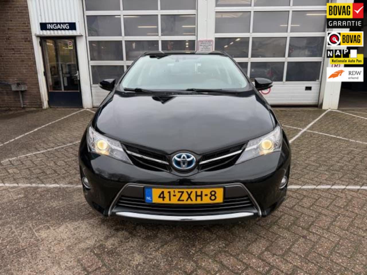 Toyota Auris - 1.8 Hybrid Dynamic 1.8 Hybrid Dynamic - AutoWereld.nl