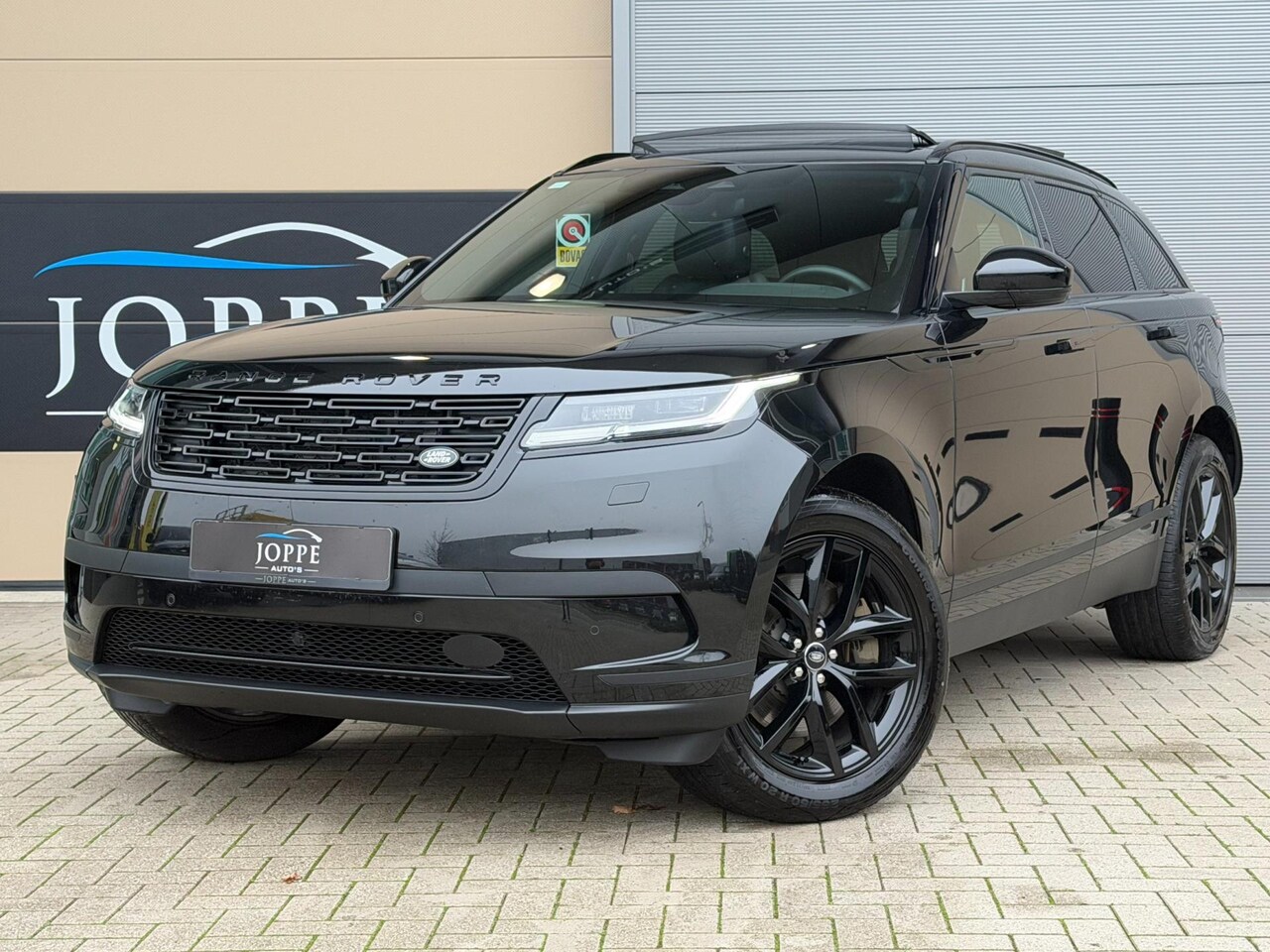 Land Rover Range Rover Velar - 2.0 P400e AWD S Edition PHEV|Pano/Schuifdak|Blackpack|Winterpack - AutoWereld.nl