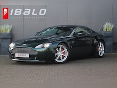 Aston Martin V8 Vantage - | Handbak 6 | Green Black | BTW-auto |