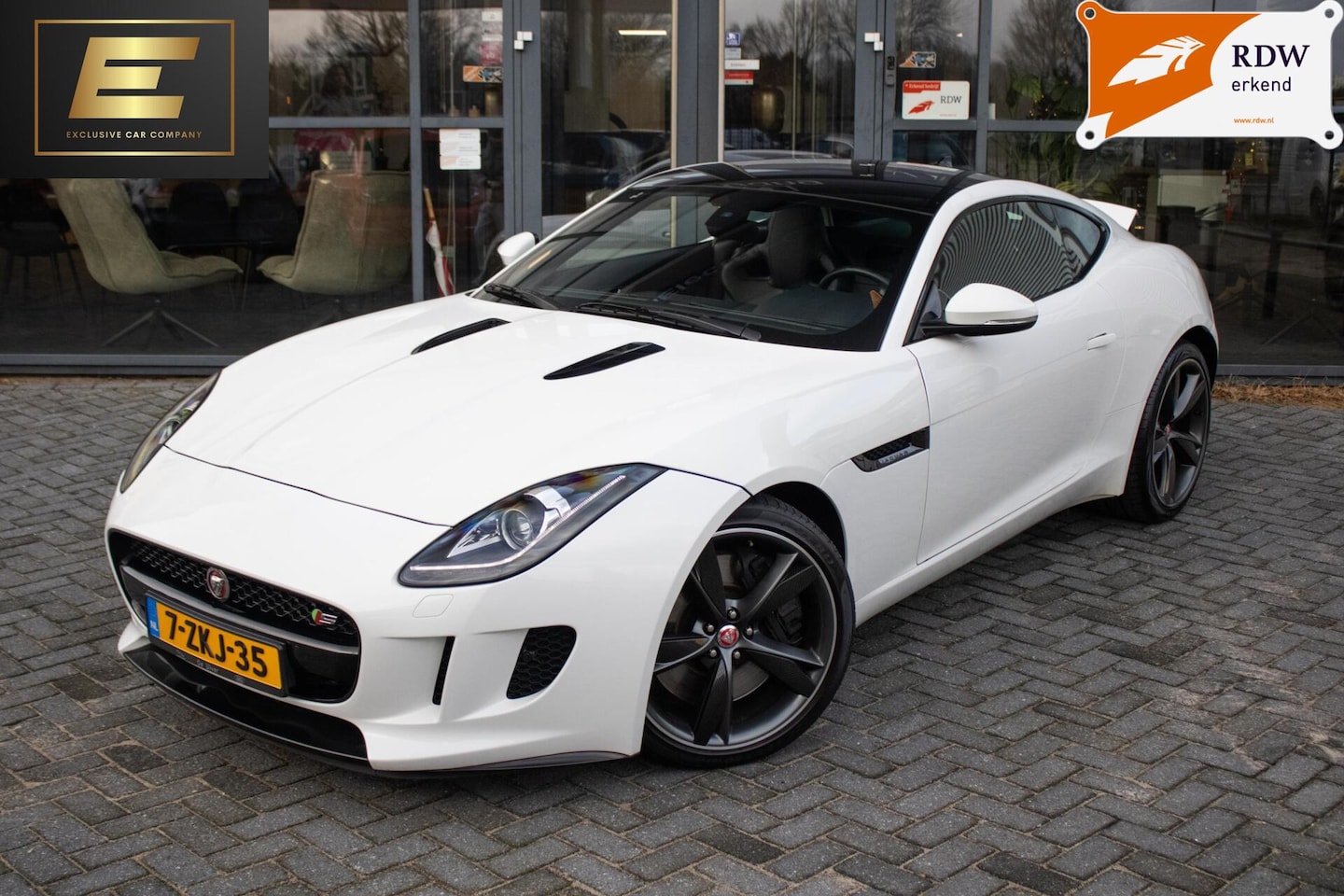 Jaguar F-type - 3.0 V6 S Coupé | Achteruitrijcamera | Stoelverwarming | Sport uitlaat - AutoWereld.nl