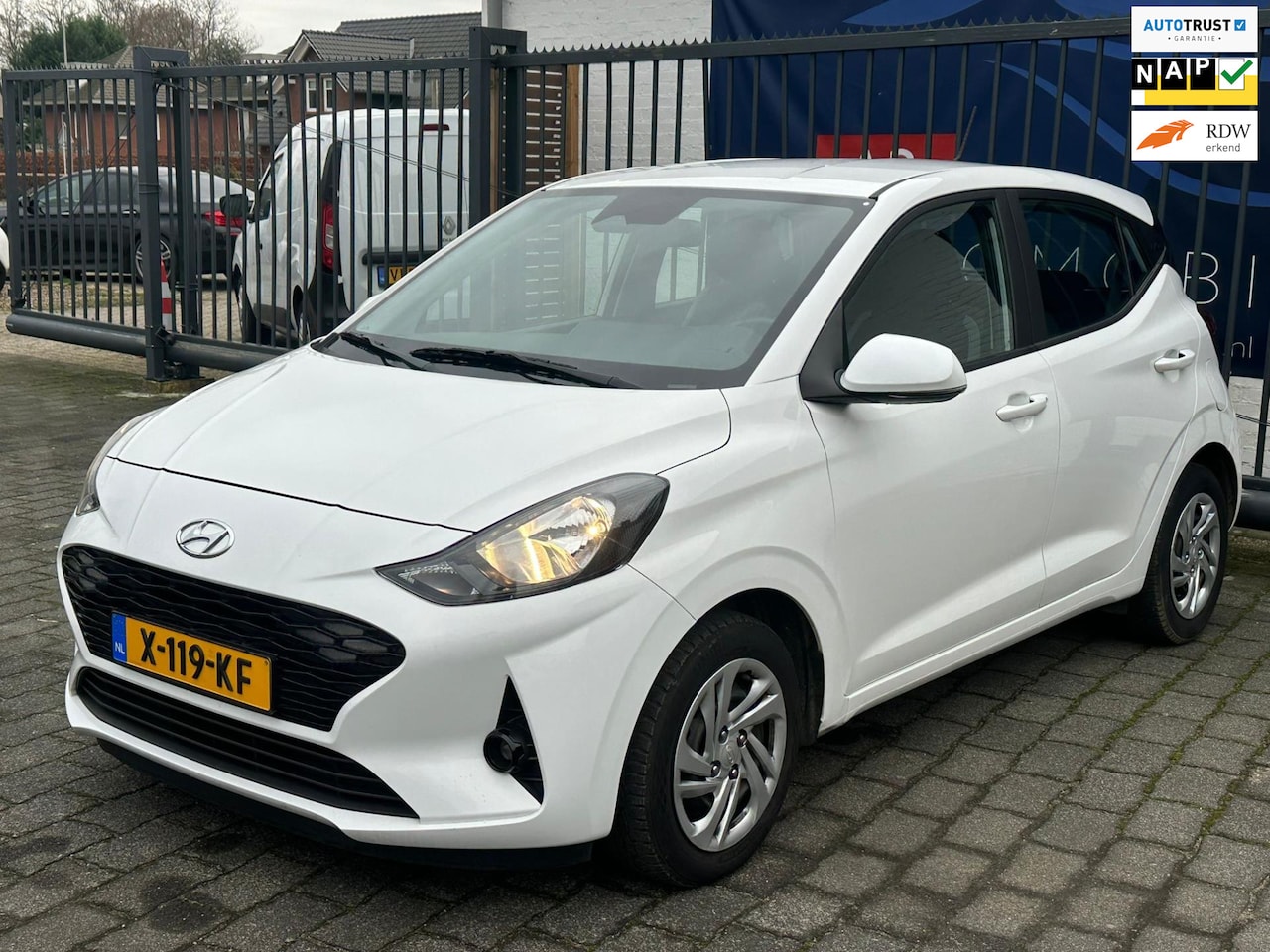 Hyundai i10 - 1.0 Comfort / APPLE CARPLAY / AIRCO / CRUISE CONTROL / NAP!! - AutoWereld.nl
