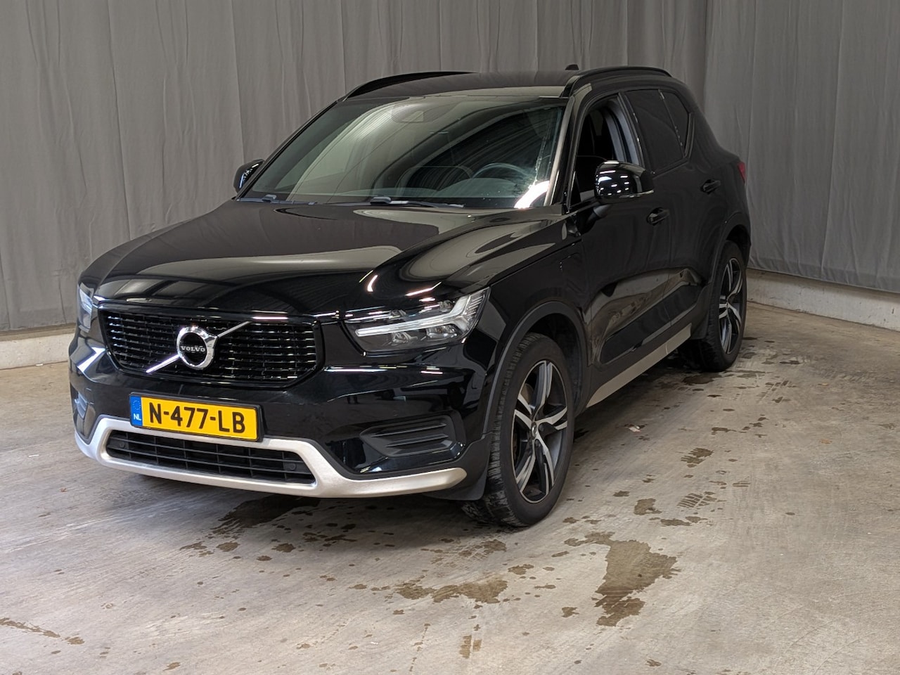 Volvo XC40 - 1.5 T5 Recharge R-Design 1.5 T5 Recharge R-Design - AutoWereld.nl