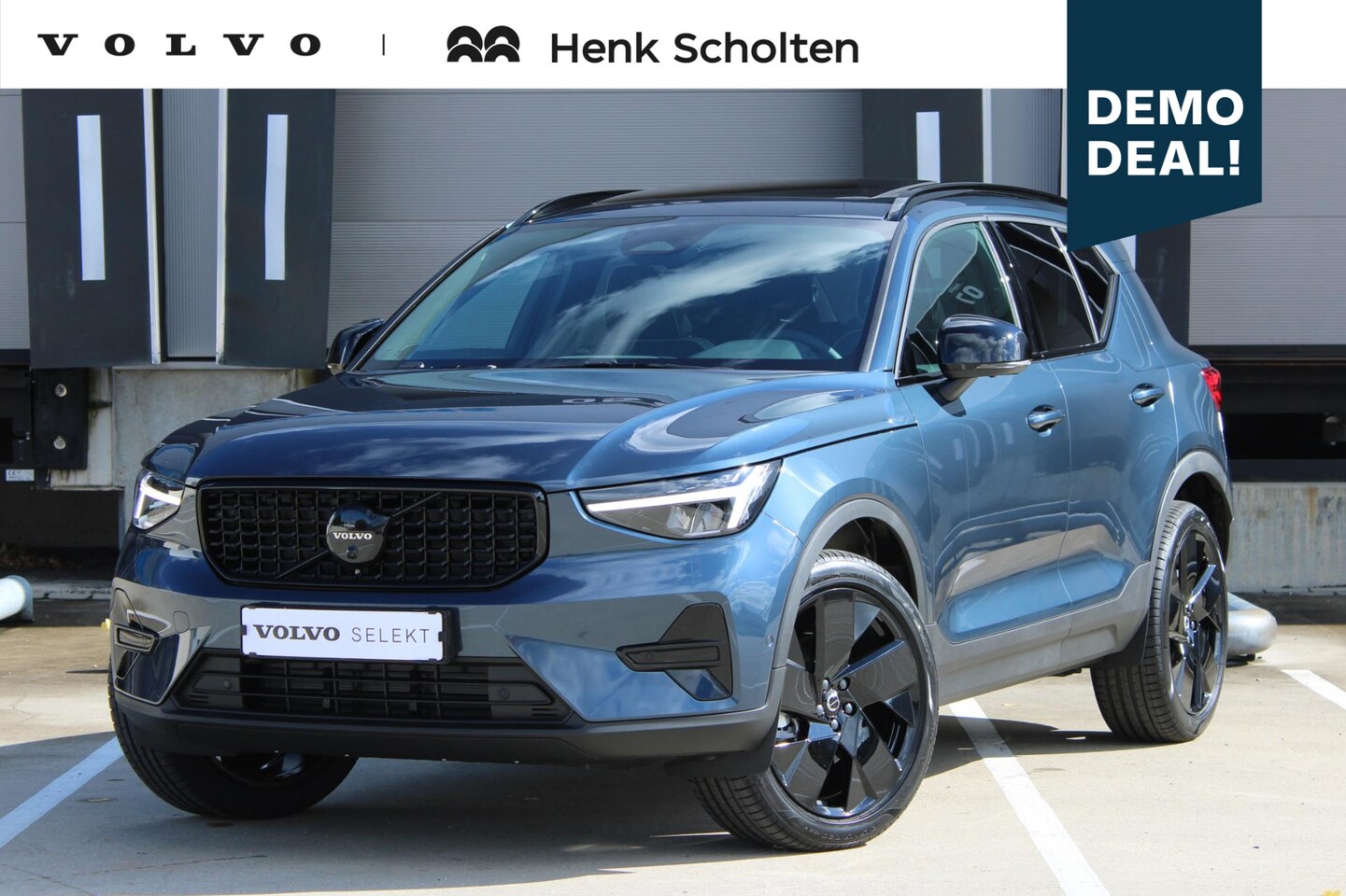 Volvo XC40 - B4 Automaat Plus Black Edition | Verwarmbare voorstoelen | Verwarmbaar stuurwiel | Premium - AutoWereld.nl