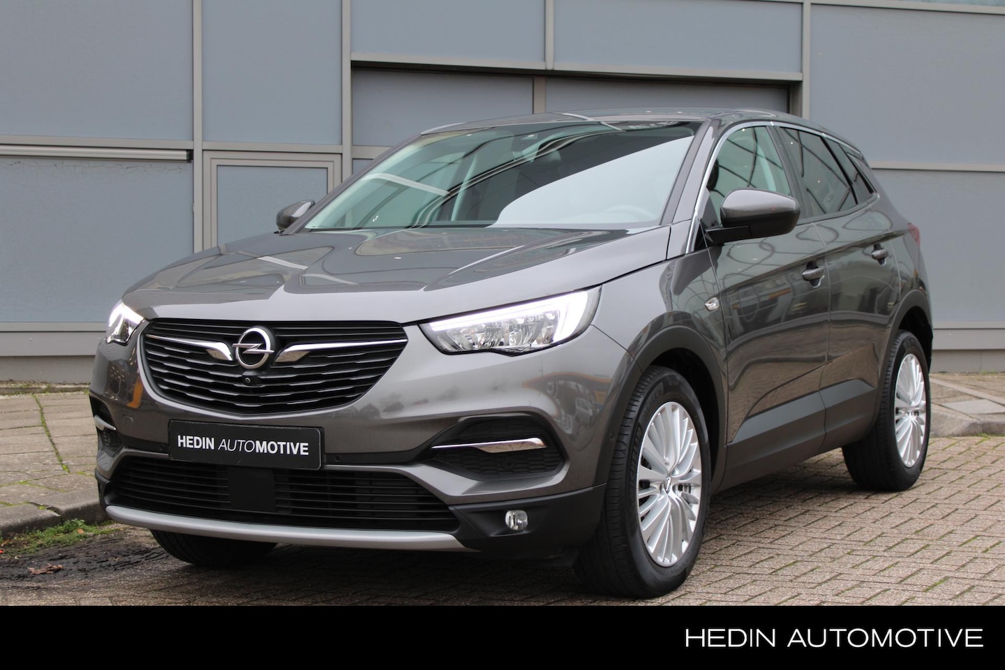 Opel Grandland X - 1.2 Turbo Innovation Navigatie | Parkpilot V&A + Camera V&A | 18 Inch |AGR - AutoWereld.nl