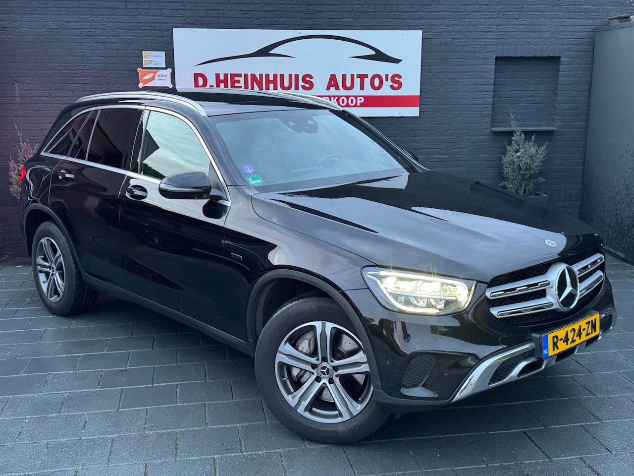 Mercedes-Benz GLC-klasse - 300e 4MATIC Advantage PANO *NETTO €17.550* - AutoWereld.nl