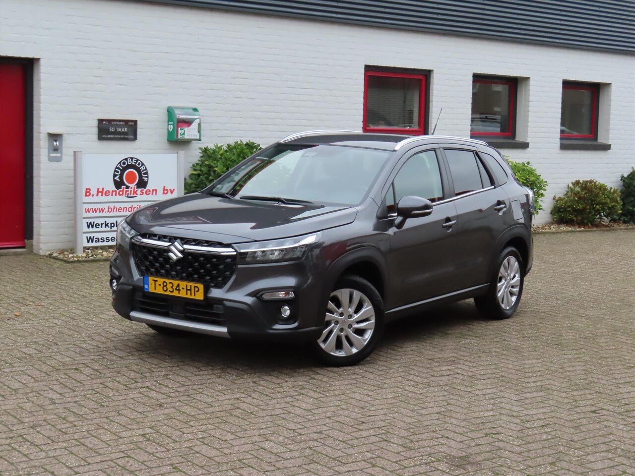 Suzuki S-Cross - 1.5 Hybrid 115PK Aut Select/ Afneembare trekhaak/ Adaptieve cruise/ Camera achter/ Navigat - AutoWereld.nl