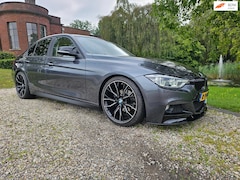 BMW 3-serie - 320i High Executive LEDER / 19inch M-SPORT M3