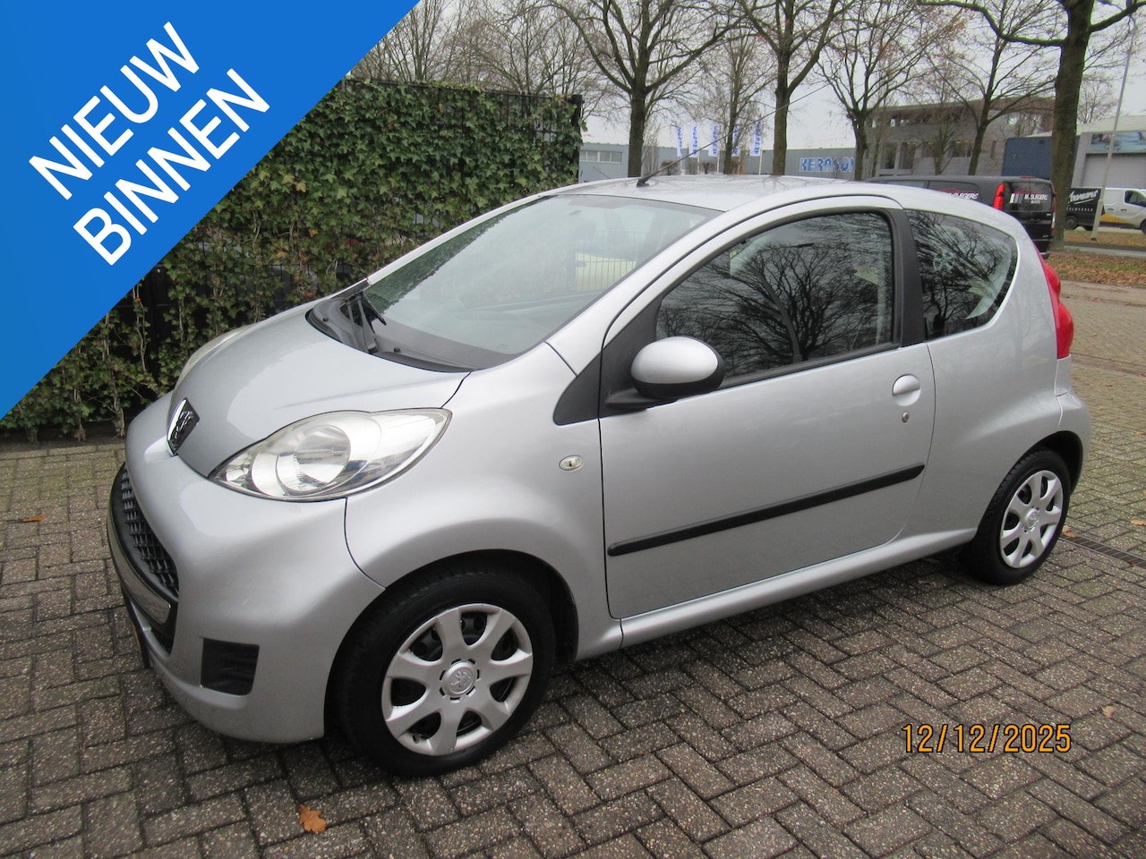 Peugeot 107 - 1.0-12V XS 1.0-12V XS - AutoWereld.nl