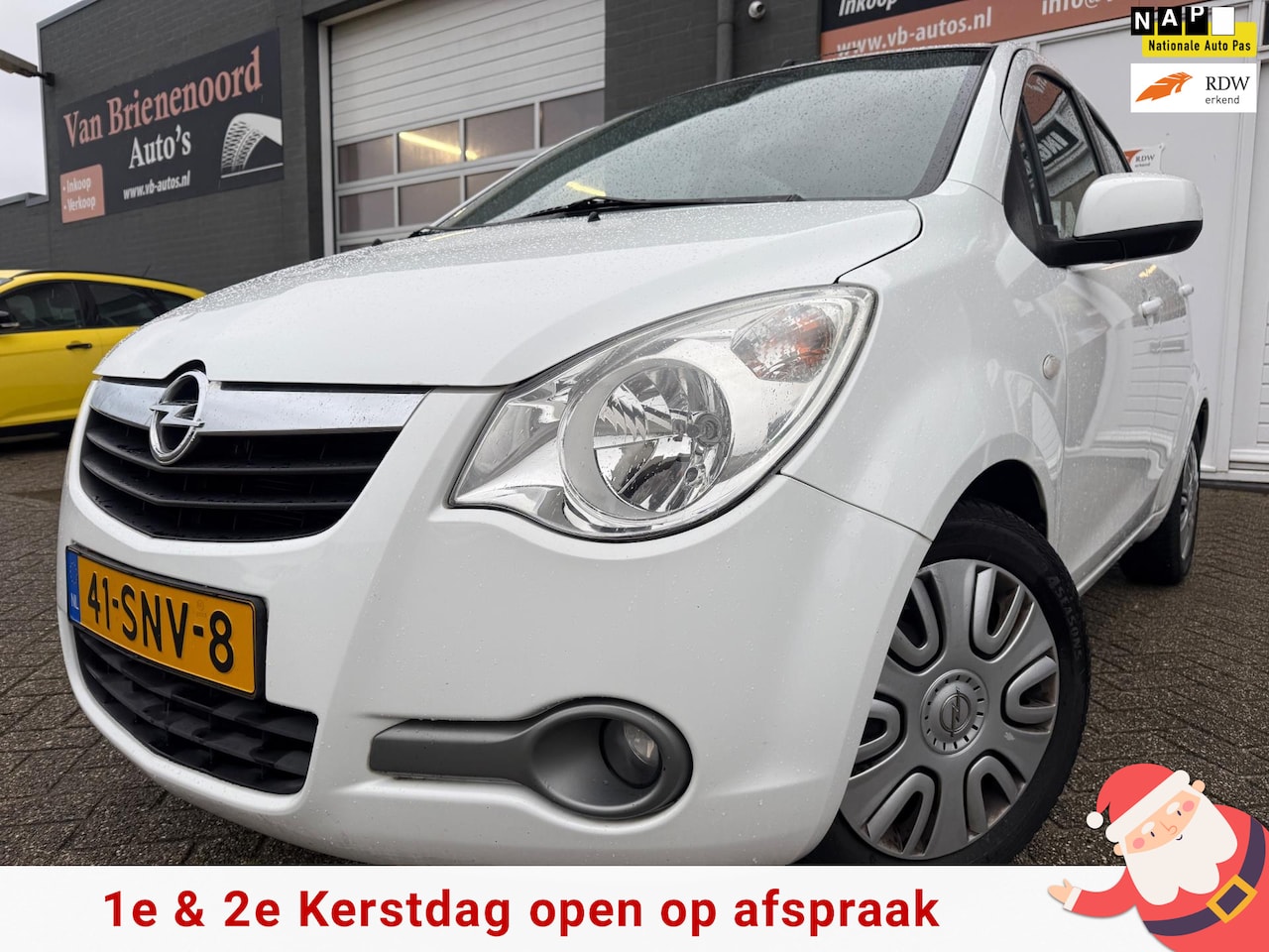 Opel Agila - 1.0 Edition 5 drs met airco en navigatie en bluetooth telefoon - AutoWereld.nl