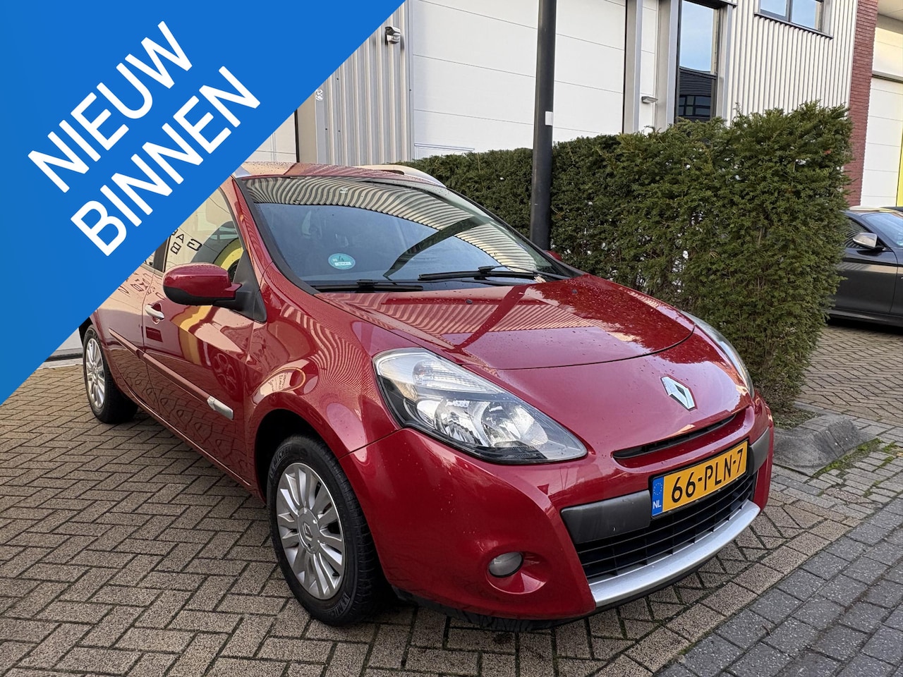 Renault Clio Estate - 1.2-16V Collection 1.2-16V Collection Nieuwe APK, Airco - AutoWereld.nl