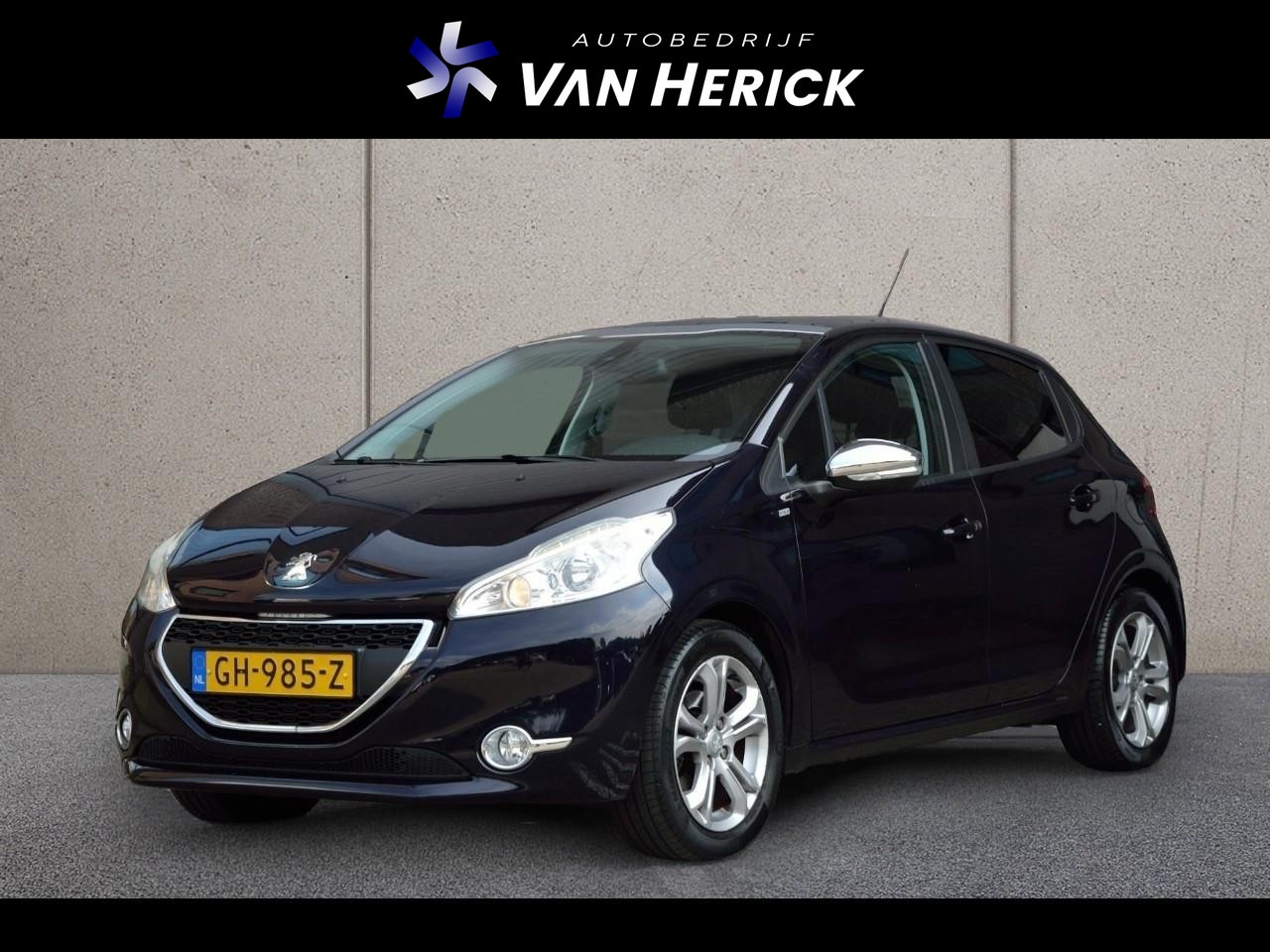 Peugeot 208 - 1.2 PureTech Style Pack Plus 5-Deurs | Pano-dak | Cruise | Navi | Clima - AutoWereld.nl