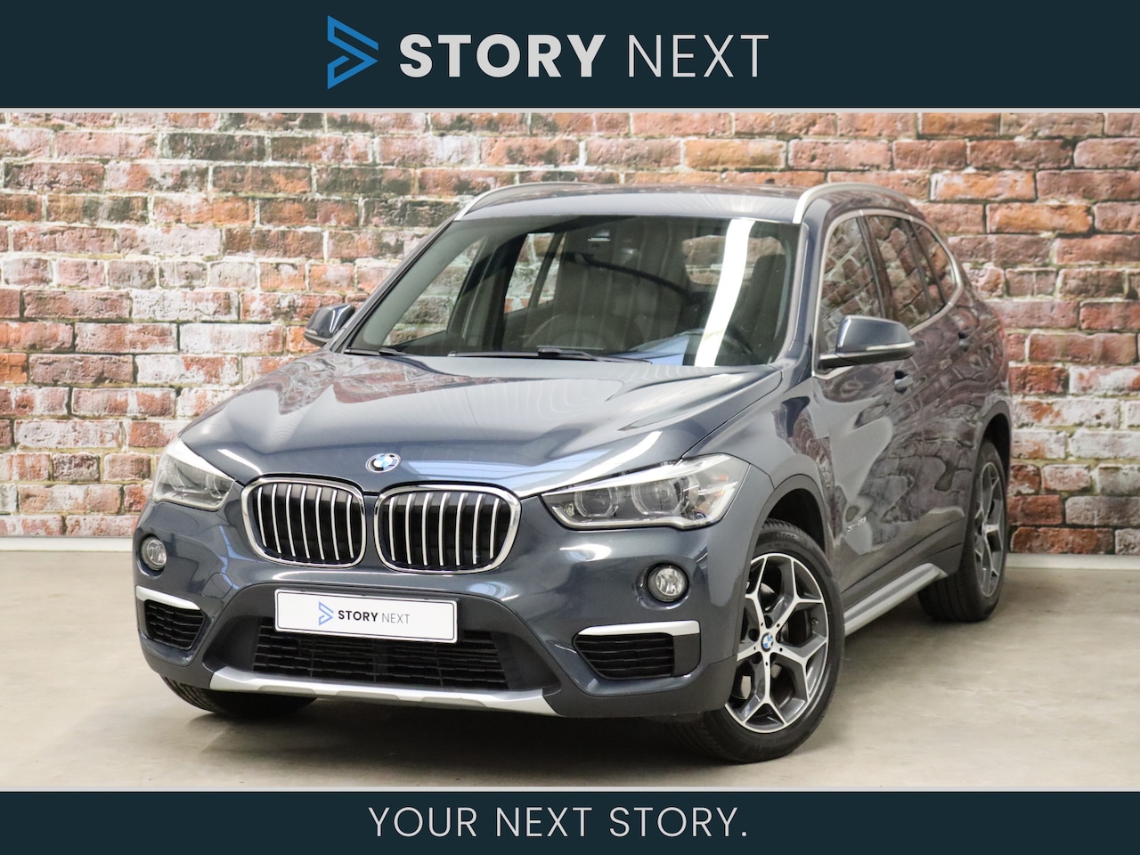 BMW X1 - sDrive20i Centennial High Executive X-Line Automaat / Trekhaak / Parkeersensoren / Head-Up - AutoWereld.nl