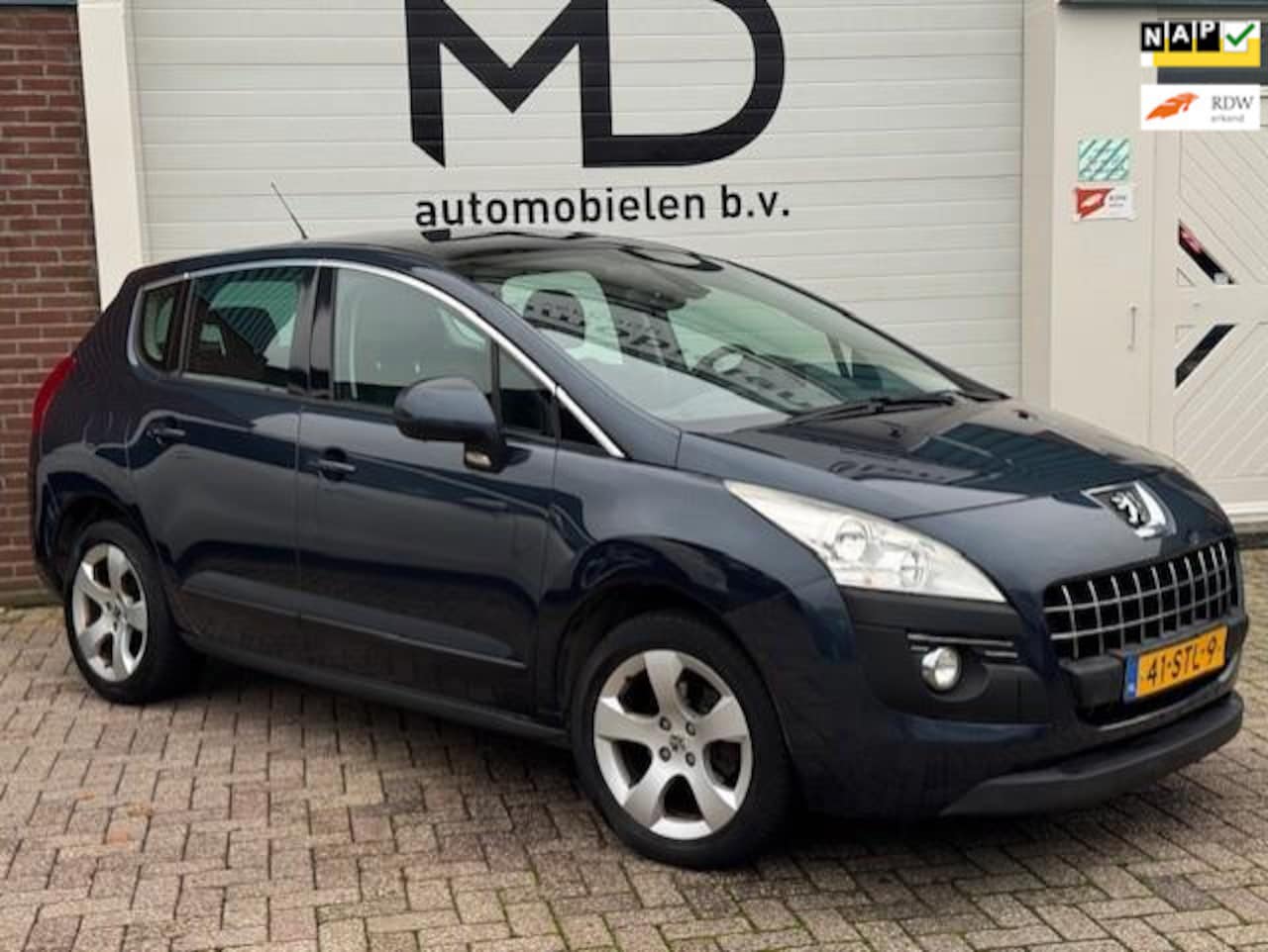 Peugeot 3008 - 1.6 VTi Active - Panoramadak - Trekhaak - Navi - AutoWereld.nl